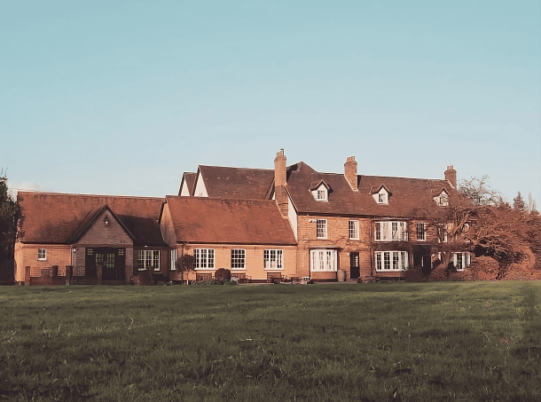 Best Wedding Venues in Essex: Why Cromwell Manor is the Perfect Choice